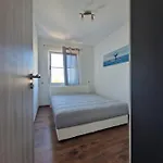 Urban Solo * Split